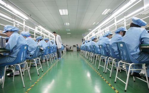 為何我國工廠紛紛搬往越南？世界工廠要開始轉移了嗎？這3點講透照明電器及配件的產業遷移
